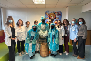 El Patge Xiu-Xiu visita els infants de l'Hospital Universitari de Terrassa