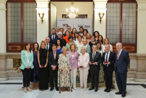 El grupo Hemocare del Hospital Universitario de Terrassa recibe el premio Íñigo Álvarez de Toledo de Humanización